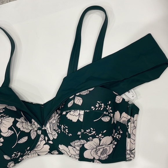 Adore Me NWT floral bikini top - Picture 7 of 13